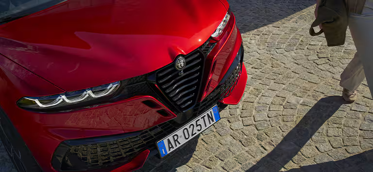 The grille and hood of the 2026 Alfa Romeo Tonale